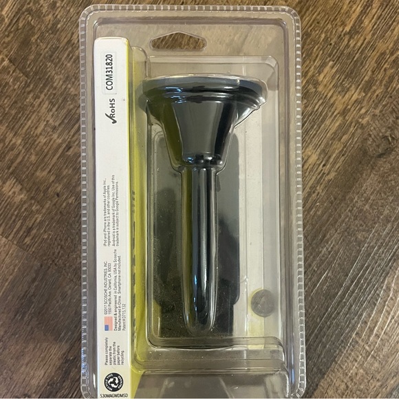 MagicMount Mobile Device Holder - Picture 3 of 5